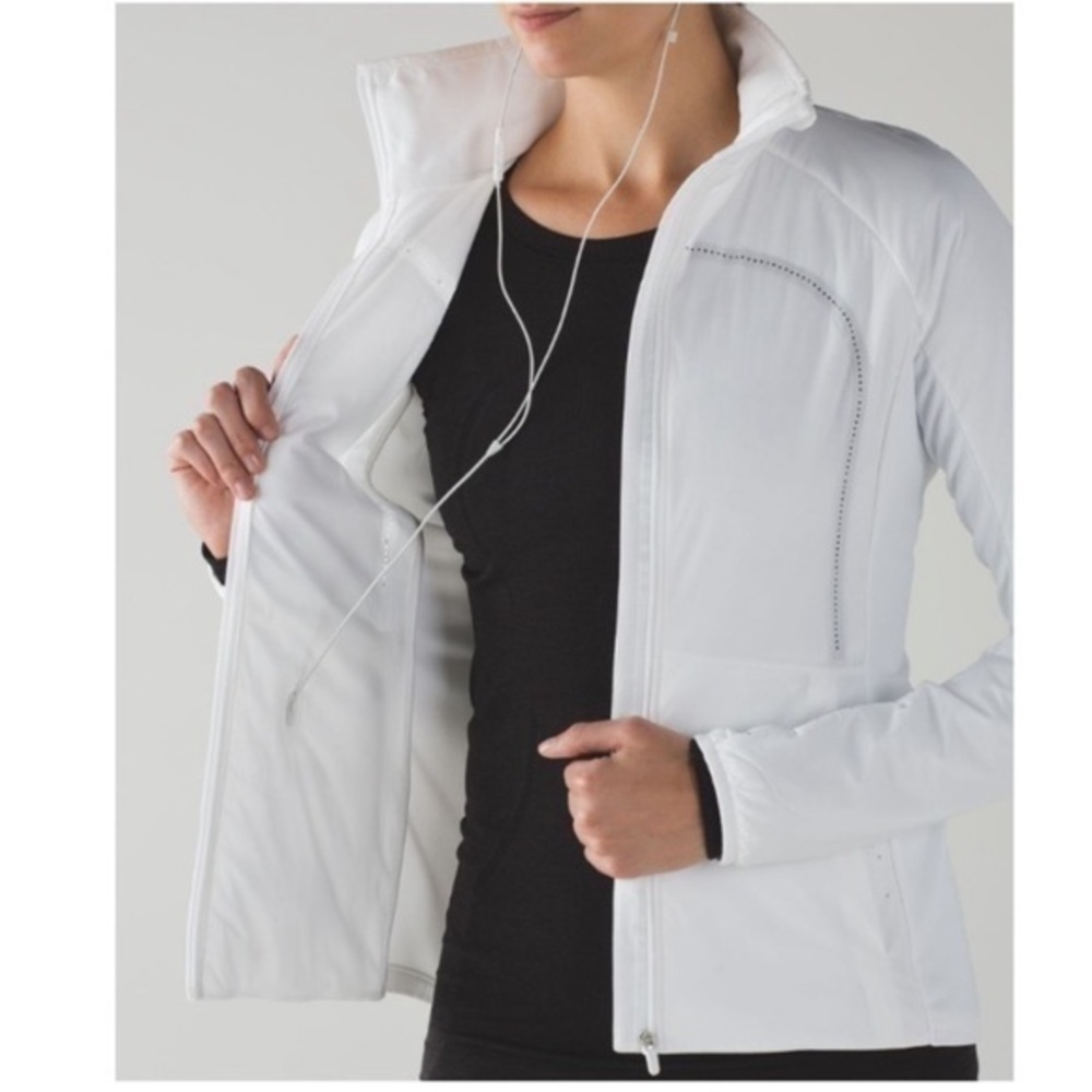 Lululemon Jacket Run For Cold in White